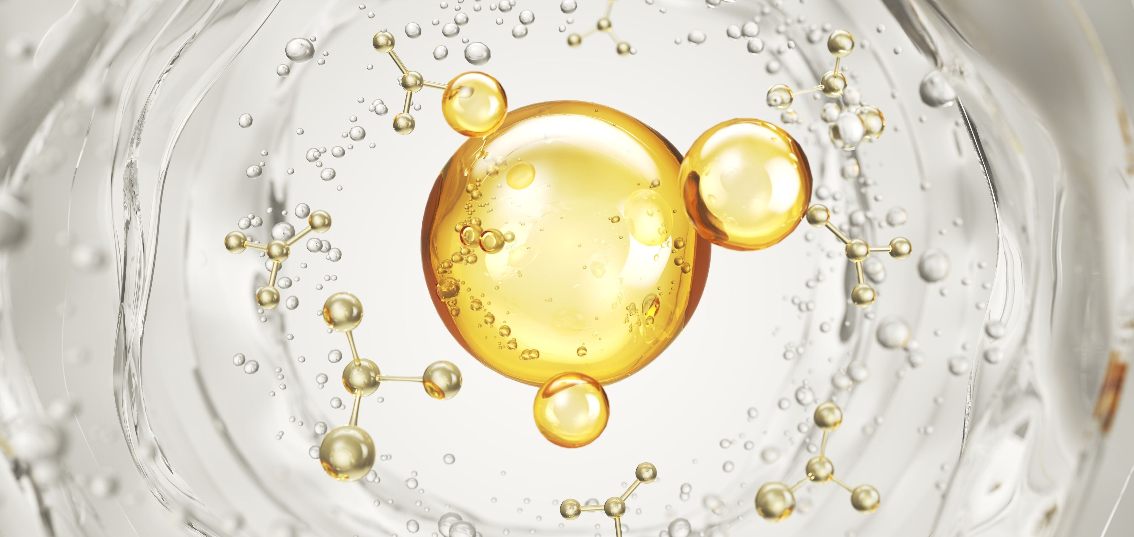 حمض الهيالورونيك أم الكولاجين: أيهما يحتاجه جلدك حقًا؟